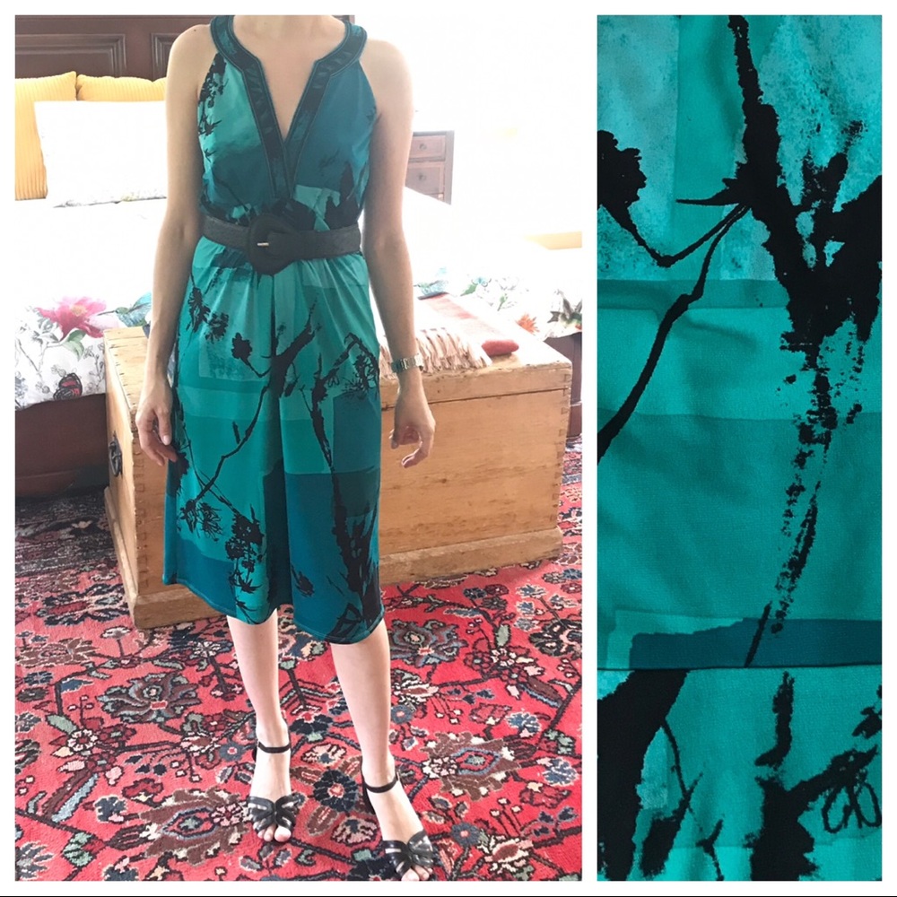 🍎 5/$15 ELIE TAHARI halter style dress. Teal green/blue